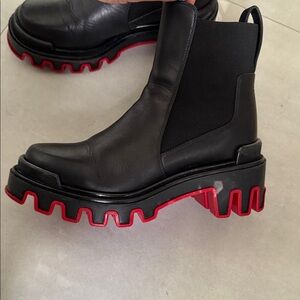 Christian Louboutin dune woman’s Booties